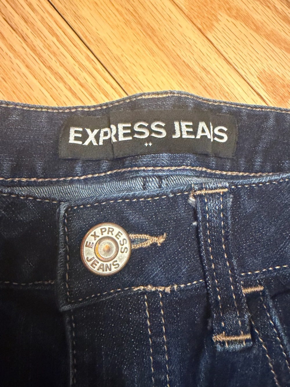 Express Dark Blue Denim Cuffed Women's Shorts - Picture 2 of 4